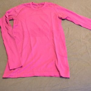 Lululemon long sleeve swiftly tee